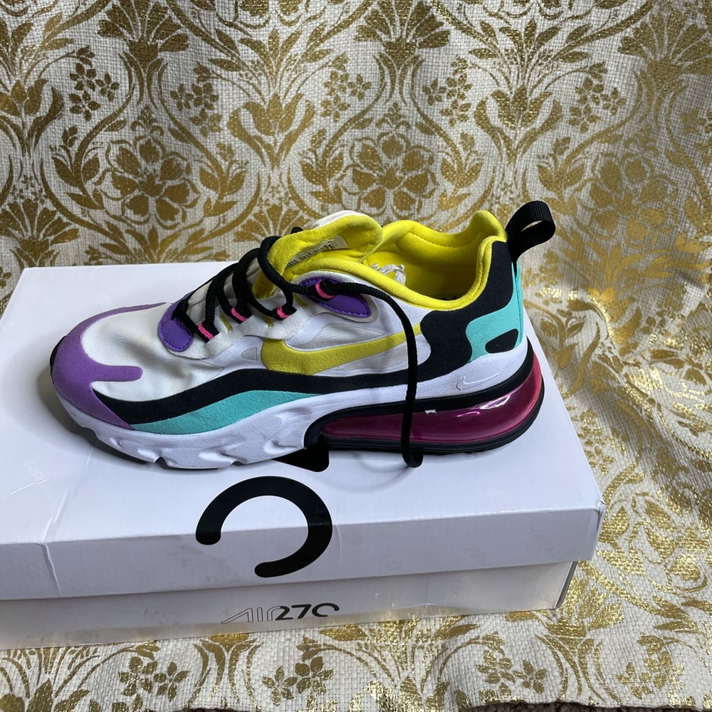 Air 270